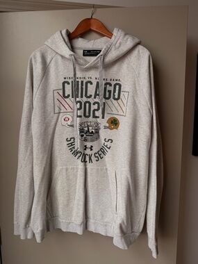UnderArmour XXL Wisconsin vs. Notre Dame Hoodie 2021